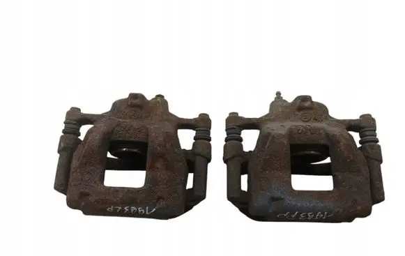 Toyota Auris E180 Front brake caliper