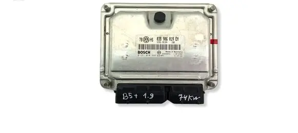 Volkswagen PASSAT B5.5 Engine control unit/module 038906019EM 0281010668