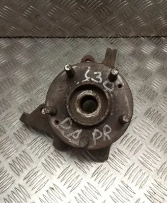 Hyundai i30 Front wheel hub