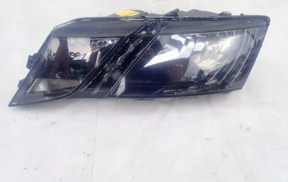 Skoda Octavia Mk3 (5E) Headlight/headlamp