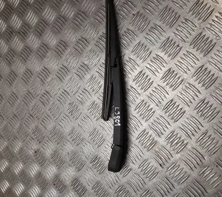 Hyundai Kona I Rear wiper blade arm 005