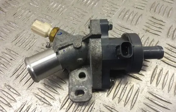 Toyota C-HR I Thermostat 