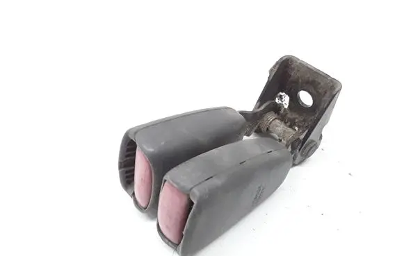 Volvo S80 Rear seatbelt buckle