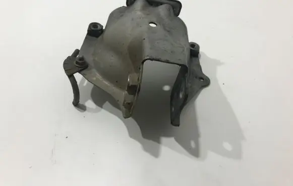 Audi Q5 SQ5 Engine mounting bracket 8K0399059