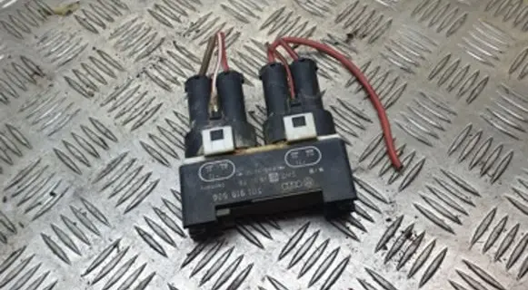 Volkswagen Transporter - Caravelle T4 Coolant fan relay 701919506