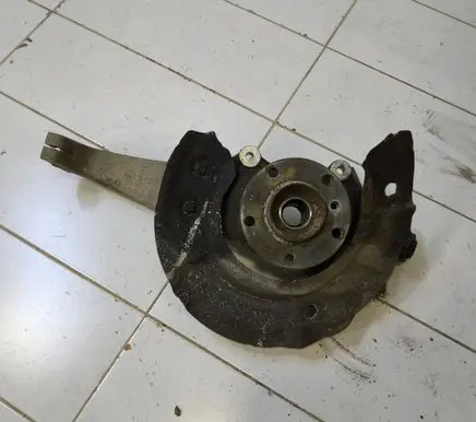 BMW 5 F10 F11 Front wheel hub spindle knuckle