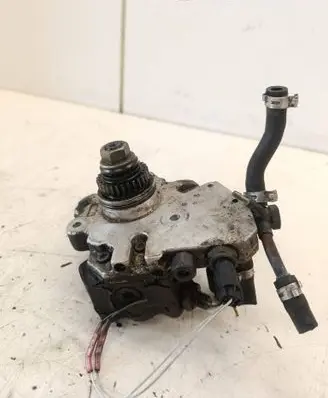 Mercedes-Benz A W169 Fuel injection high pressure pump 0445010120 A6400700701