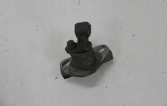 Ford Mondeo MK II Camshaft position sensor 
