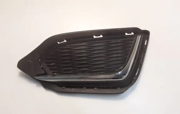 MG MG5 II Front bumper lower grill 10361100