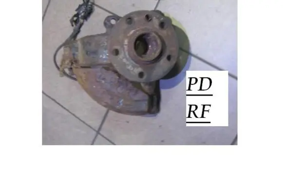 Seat Alhambra (Mk1) Front wheel hub spindle knuckle 7M0972936A