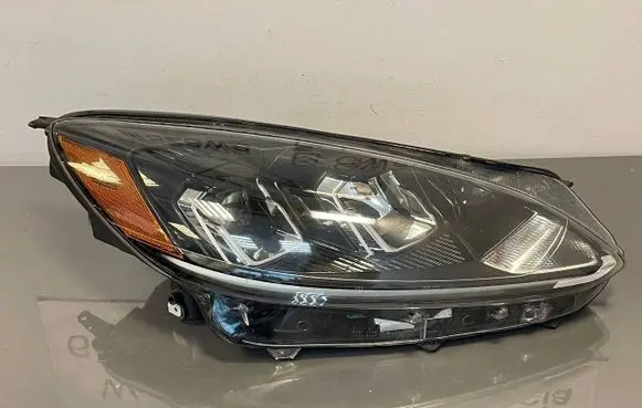 Ford Escape IV Headlight/headlamp J6B13W029BH