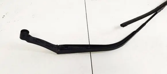 Peugeot 4007 Front wiper blade arm