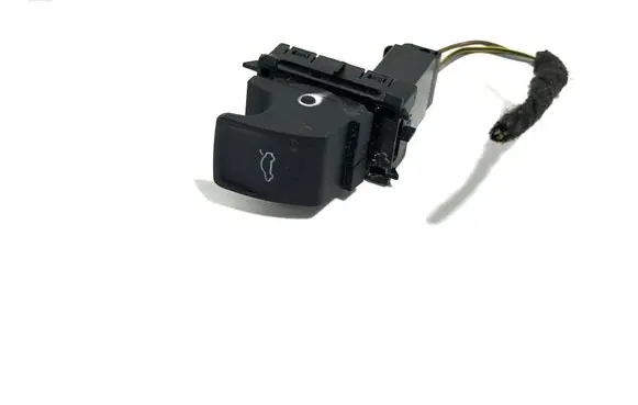 Volkswagen PASSAT B8 Tailgate opening switch 3G0959831 44400
