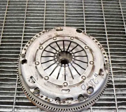 Volkswagen Scirocco Clutch set kit 04E141031L 03C105273H