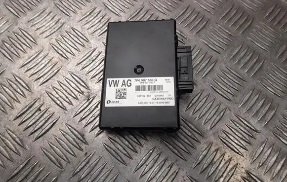 Volkswagen Touareg II Gateway control module 7P6907530Q