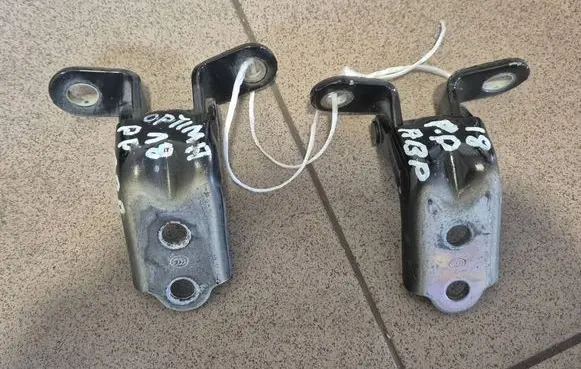 KIA Optima Front door hinge set