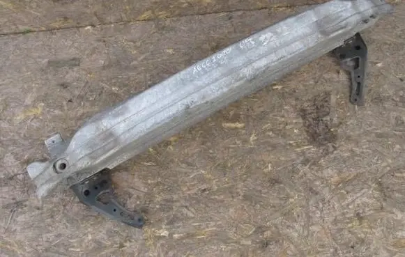 Audi A6 S6 C6 4F Front bumper shock/impact absorber 