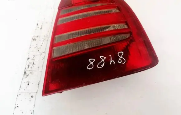 Skoda Superb B5 (3U) Rear/tail lights 1SCX13404AA TK23-4206