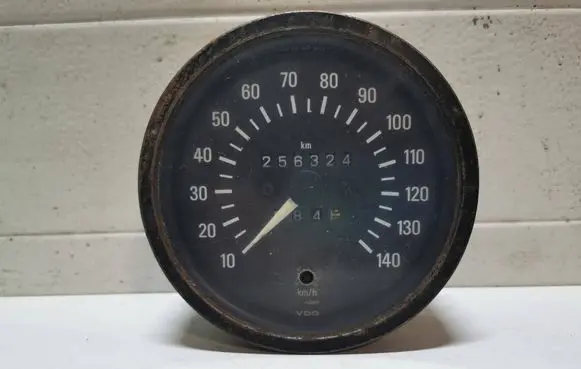 Mercedes-Benz 207 310 Speedometer (instrument cluster) 