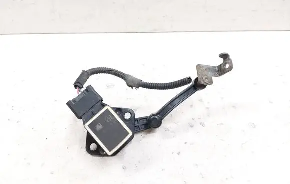 Mercedes-Benz R W251 Air suspension front height level sensor A0105427717 6308