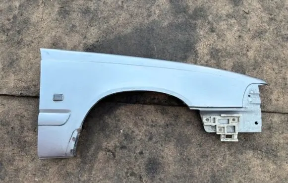 Lexus IS 220D-250-350 Fender