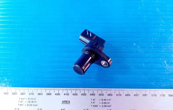 Mitsubishi Pajero Camshaft position sensor J5T23282 0X24