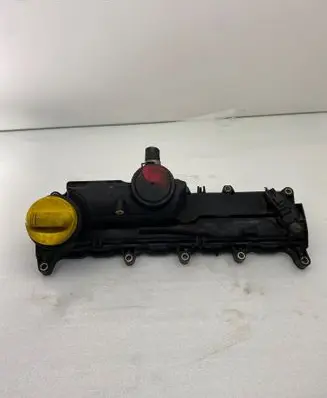 Nissan Qashqai Rocker cam cover 8200756123