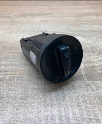 Volkswagen PASSAT B5.5 Light switch 1C0941531