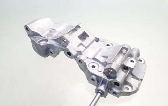 BMW X5 F15 Generator/alternator bracket 8506863
