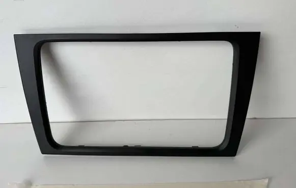 Volkswagen Golf VI Radio/GPS head unit trim 5K0858061B