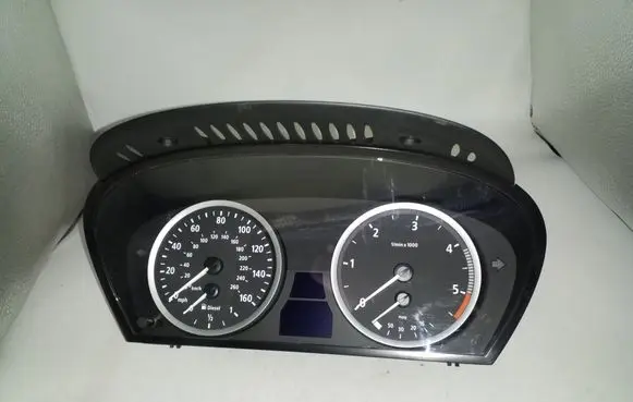 BMW 5 E60 E61 Speedometer (instrument cluster) 6974577 62116974577