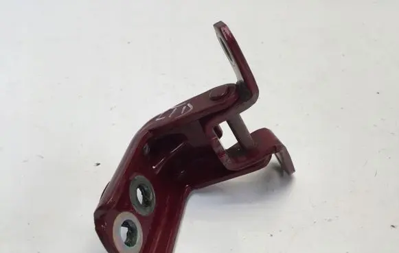 Nissan Leaf II (ZE1) Rear door lower hinge