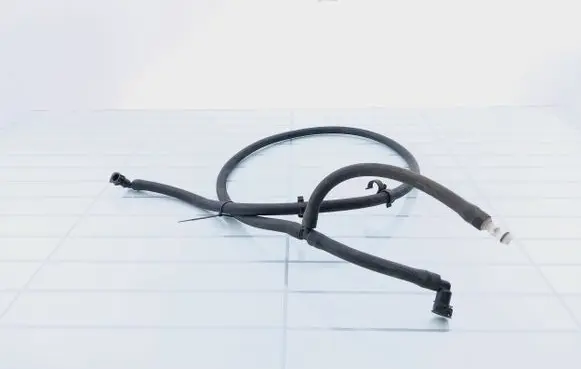 Volvo V50 Engine coolant pipe/hose