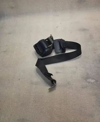 BMW 7 E38 Rear seatbelt 0569415 95J22000030