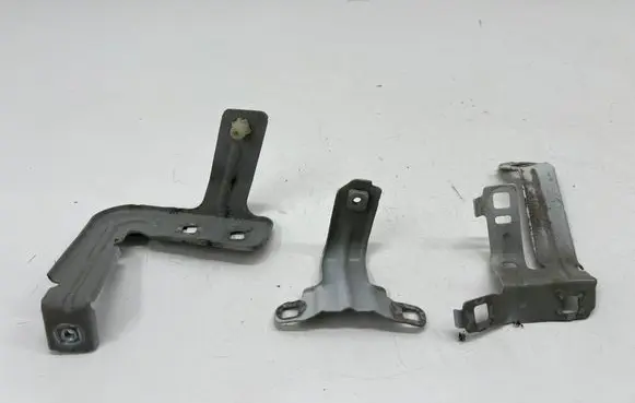 BMW 1 F20 F21 Fender mounting bracket 