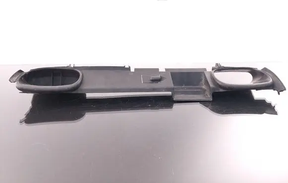 Mercedes-Benz C W203 Radiator trim A2035053430
