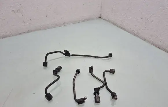Honda Civic Fuel injector supply line/pipe 