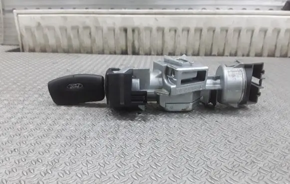 Ford Focus Ignition lock 3M513F880AE