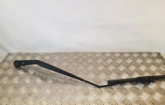 Nissan Juke I F15 Front wiper blade arm W000014869