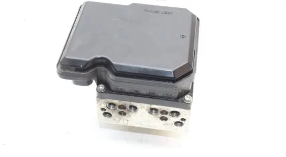 Nissan Leaf I (ZE0) ABS Pump 476604NC0A TD8405