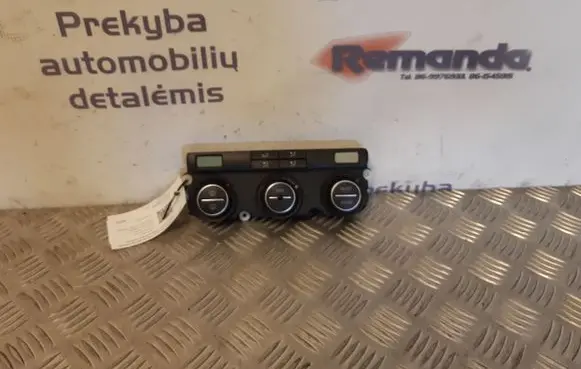 Volkswagen Golf Plus Climate control unit 74641450