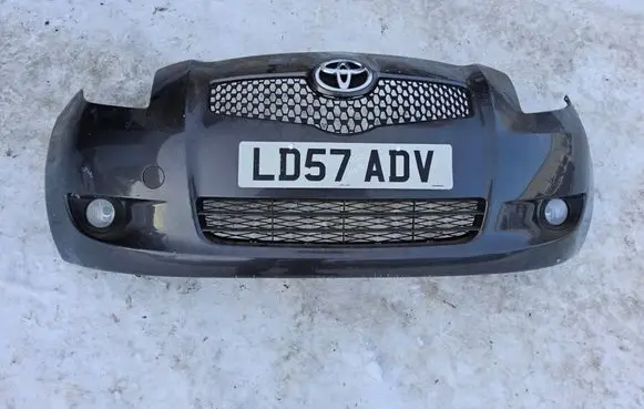 Toyota Yaris Front bumper 