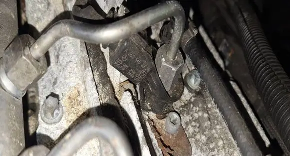 Jeep Grand Cherokee (WK) Fuel injector 0445115027