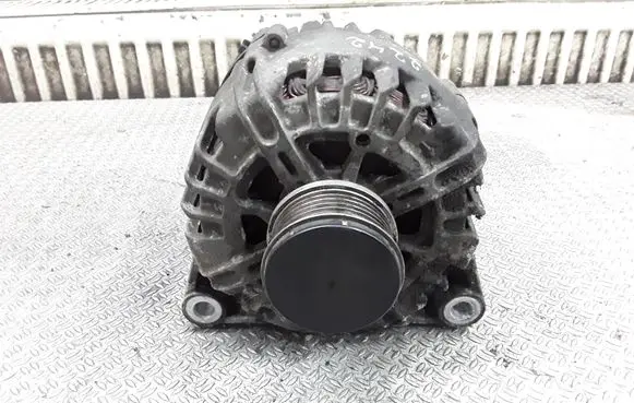 Citroen C4 I Generator/alternator 9665617780