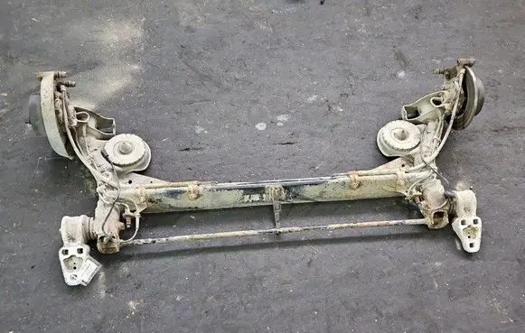 Volkswagen PASSAT B5.5 Rear axle beam IMPRK1506074