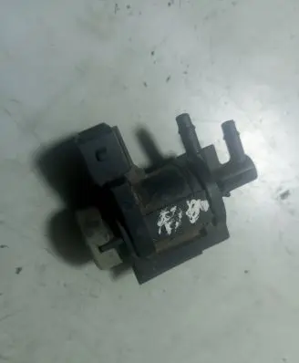 Volkswagen PASSAT B6 Turbo solenoid valve 1J0906283A