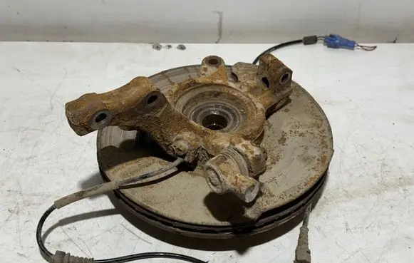 Fiat Sedici Front wheel hub