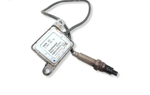 BMW 5 E60 E61 Lambda probe sensor 7587129