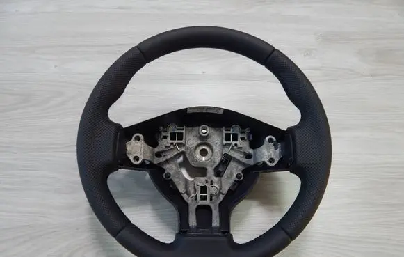 Nissan Note (E11) Steering wheel
