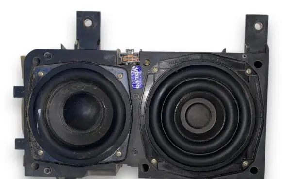 Volvo S40, V40 Subwoofer speaker 30630166